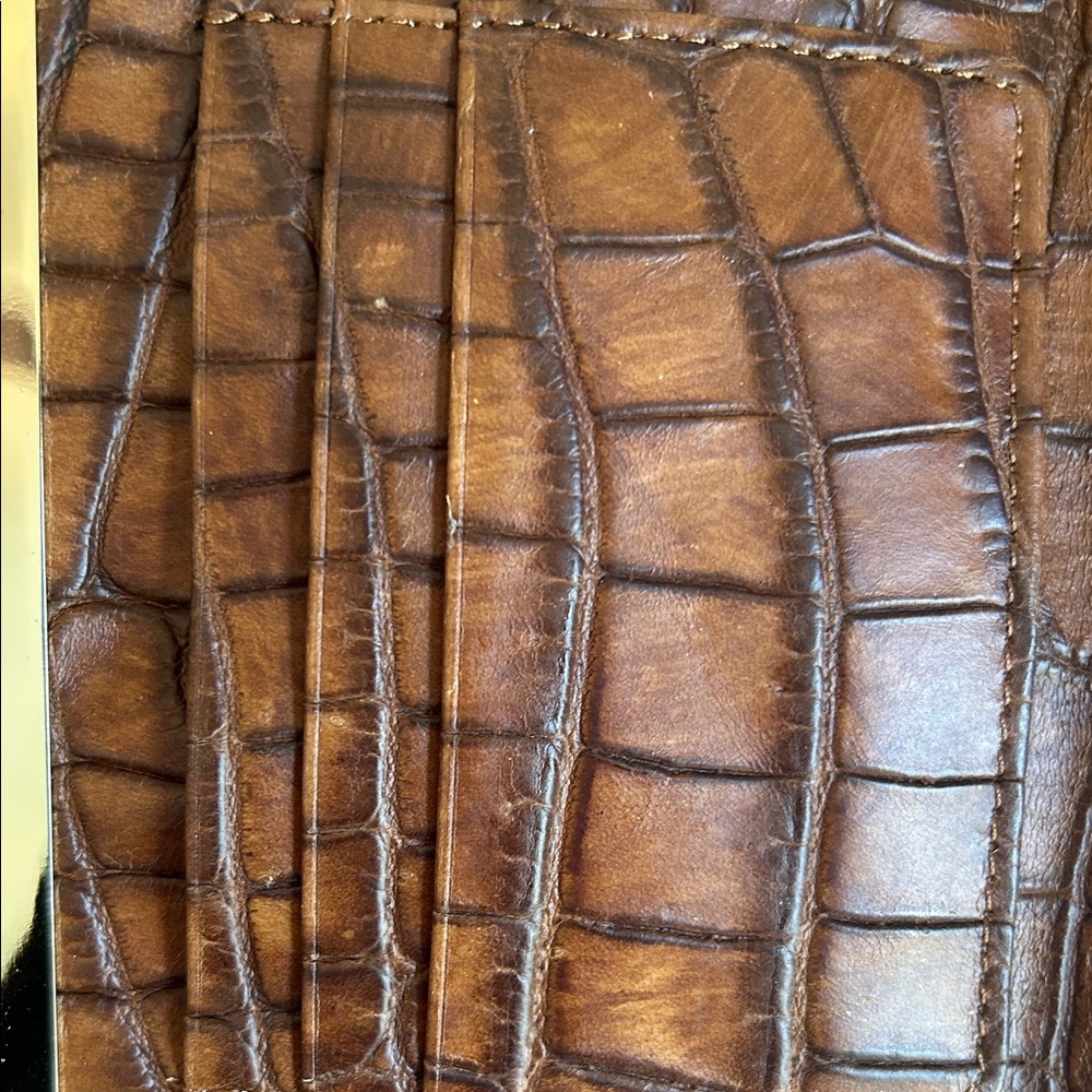 G.I.L.I. Brown Crocodile-Embossed leather Clutch - Picture 8 of 15